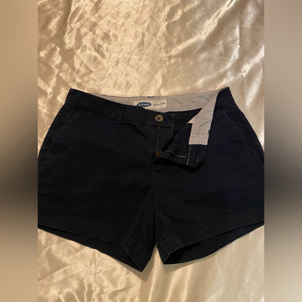Old Navy short size 2